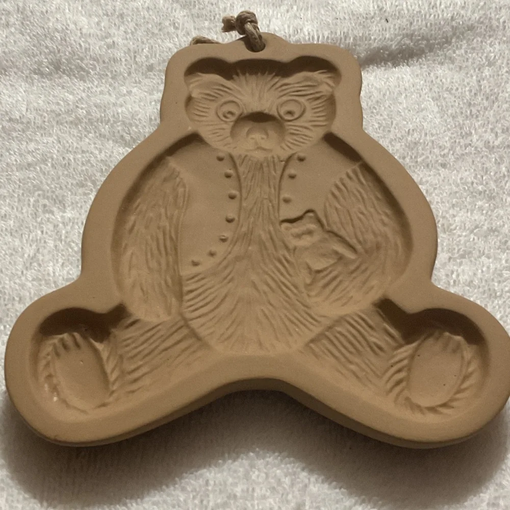 Brown Bear-Shaped Bakeware Mold